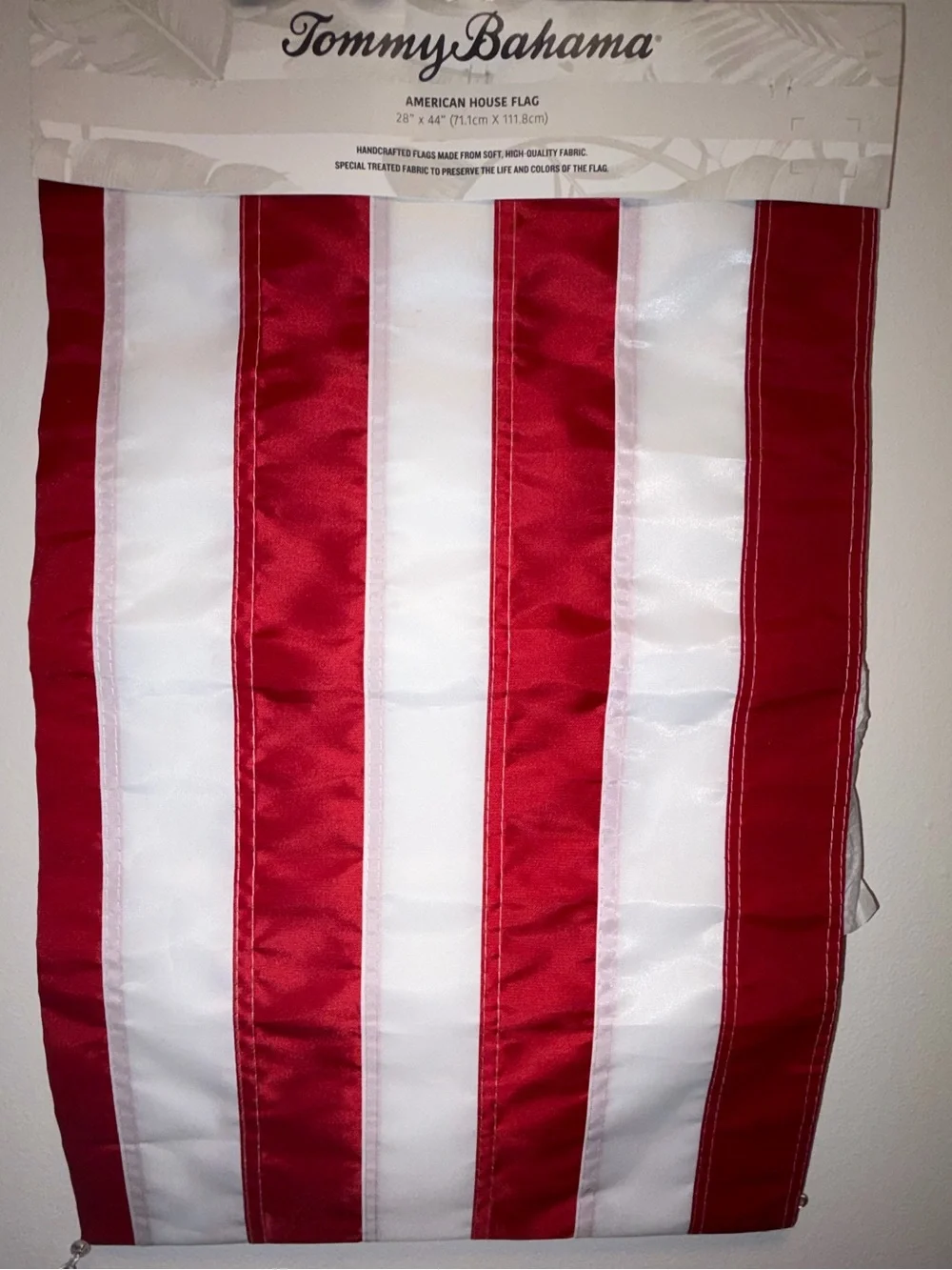 Tommy Bahama - American house Flag  Size: 28
